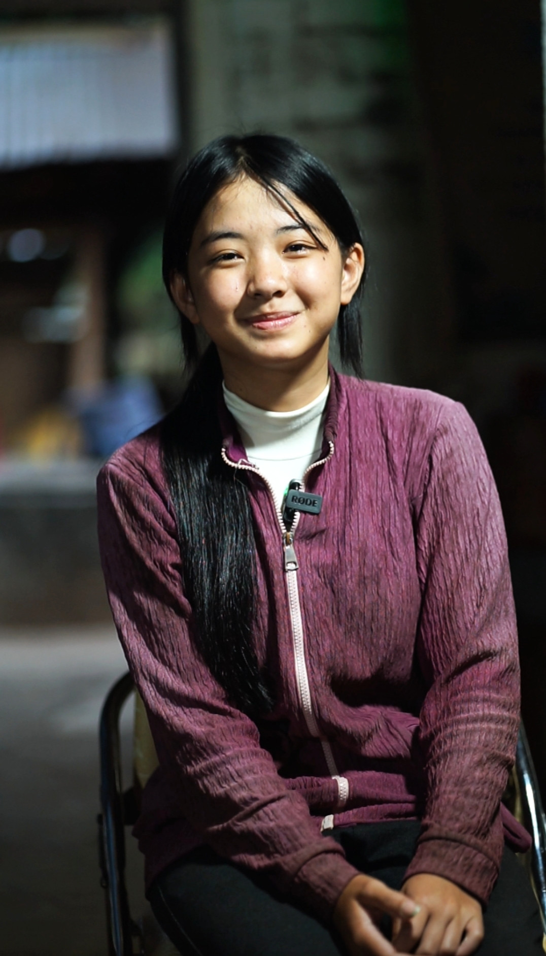 Chạnh lòng trước hành trình của bé gái 16 tuổi đi làm thuê nuôi 3 em ở Lâm Đồng: Chỉ ước có một nghề bình thường đủ nuôi sống bản thân và các em- Ảnh 1.