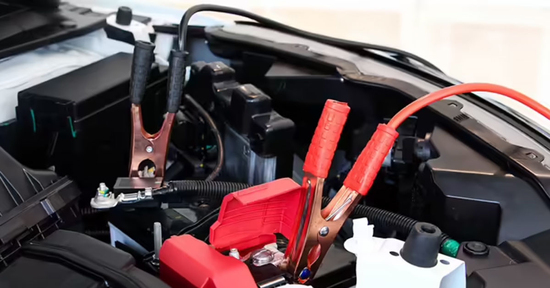 Tránh để ô tô bị hư hỏng, hãy kiểm tra điều này đầu tiên khi câu bình ắc quy