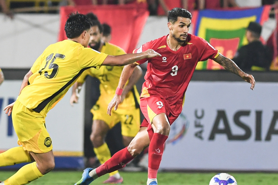 Xuân Son bùng nổ bên Hoàng Hên, HLV Malaysia cũng phải công nhận quá hay