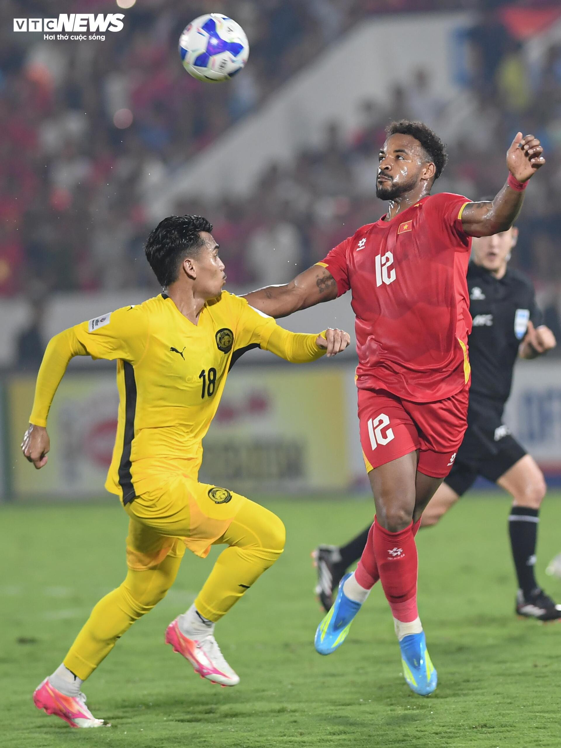 Xuân Son bùng nổ bên Hoàng Hên, HLV Malaysia cũng phải công nhận quá hay - 3