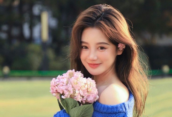 Cuối ngày hôm nay (10/4/2026), 3 con giáp ngập trong mưa tài lộc, tiền tài thu về tới tấp, vận trình công danh thuận lợi đủ đường