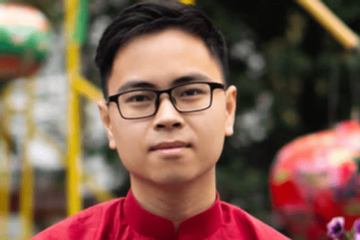 Đọc 'trộm' kỷ yếu tốt nghiệp của Quán quân Olympia duy nhất không đi du học