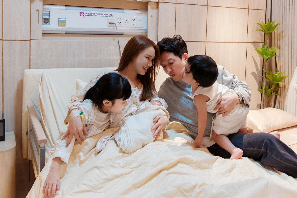 nha phuong thon gon, nhan sac thang hang sau khi sinh con thu ba hinh anh 7