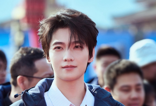 Tạo hình cổ trang mới của Dương Dương đang trở thành tâm điểm chú ý