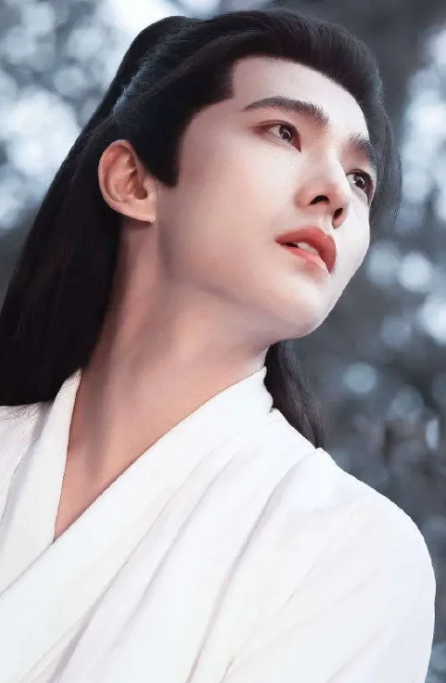 Tạo hình cổ trang mới của Dương Dương đang trở thành tâm điểm chú ý - Ảnh 1