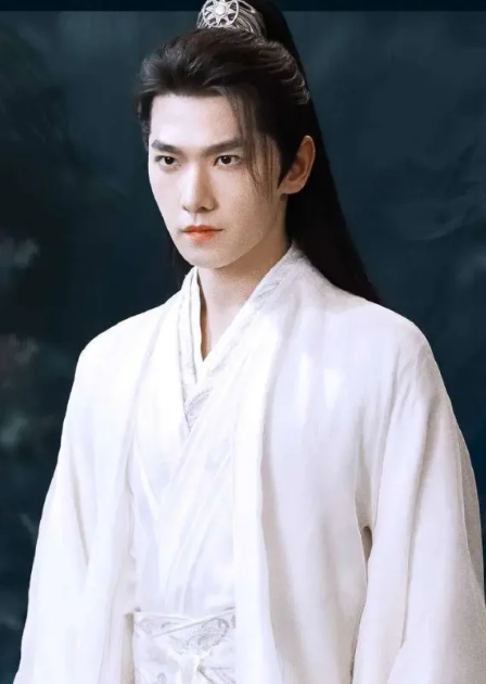 Tạo hình cổ trang mới của Dương Dương đang trở thành tâm điểm chú ý - Ảnh 2