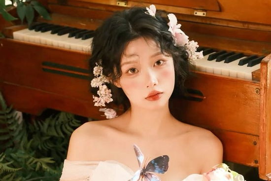 Tử vi thứ Hai 13/4/2026 của 12 con giáp: Dần - Ngọ ngồi mát đếm tiền, sự nghiệp một bước lên tiên