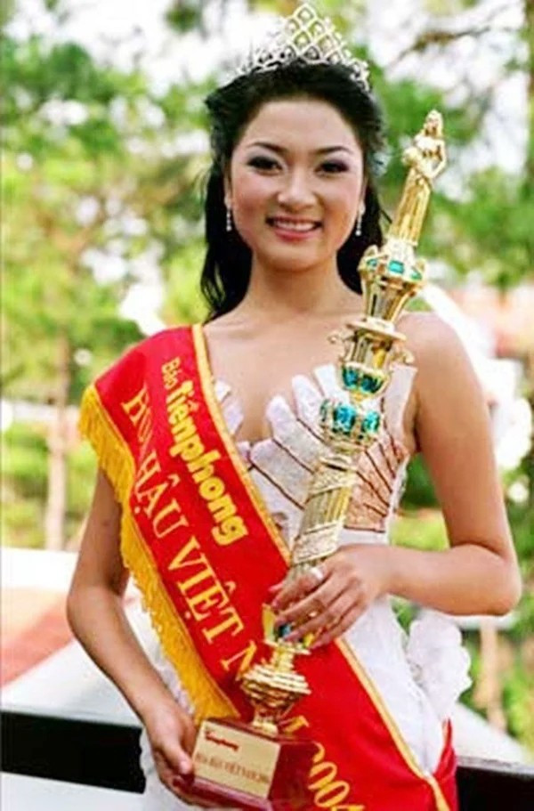 Hoa hậu quê Hải Phòng học vấn 'khủng': Nhan sắc thăng hạng tuổi 40, làm mẹ 3 con, sống trong biệt thự插图 huey62n-4-1775935138.jpg