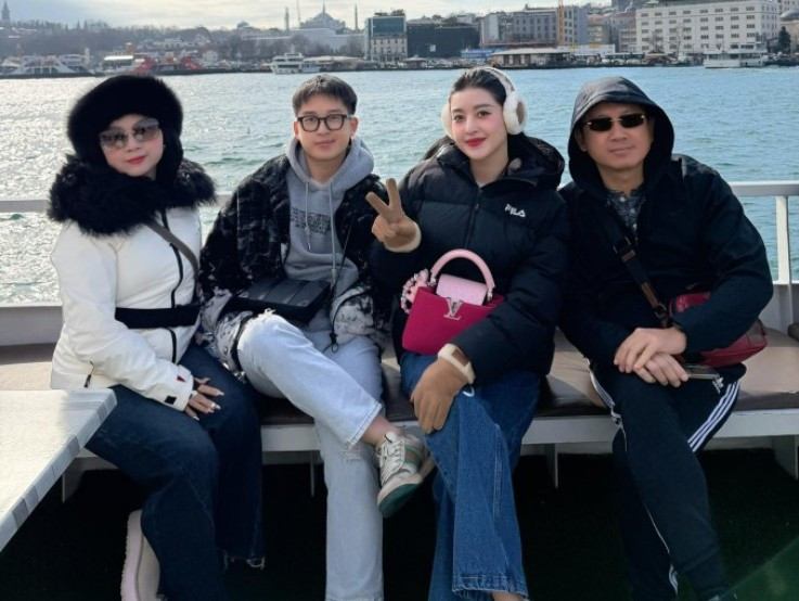 huyen my 17758921415781065518073.jpg