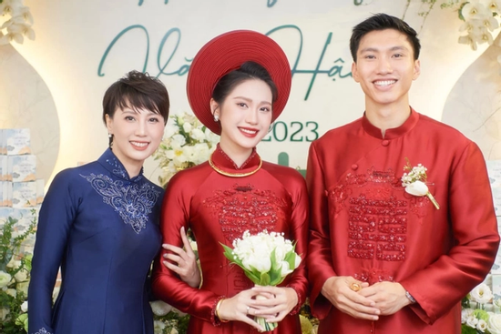 Mẹ vợ từng khẳng định Đoàn Văn Hậu may mắn mới được vào nhà Doãn Hải My sớm như vậy