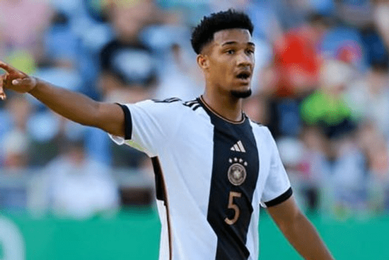 Cầu thủ châu Âu giá 24 tỷ lên tiếng về tin đồn có gốc Việt Nam, hé lộ thêm sự thật ngỡ ngàng