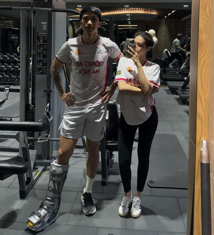 1739331455 tinh nhu doan hai my doan van hau di tap gym van mac do doi 5 van hau 1 15 4376 127 width740height813 17759809561991595665214