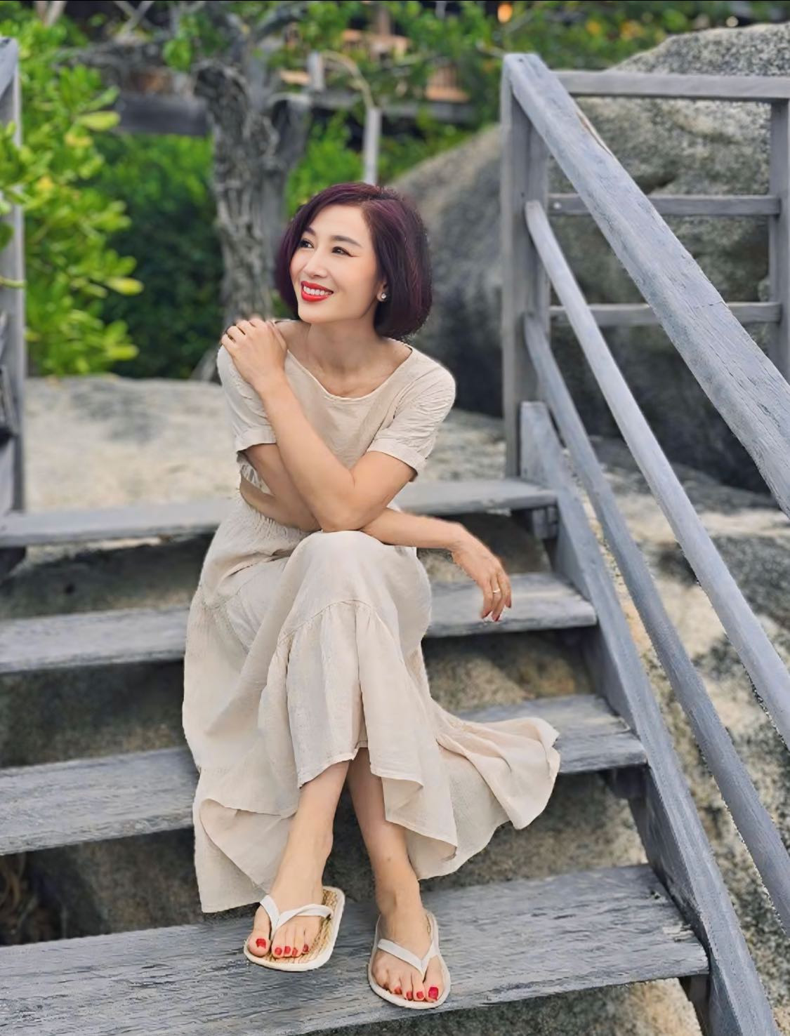 Vẻ ngoài tuổi trung niên của 'phú bà' Vbiz – Hoa khôi Thể thao vừa mời bạn bè đến thăm biệt thự 200 tỷ插图8 Vẻ ngoài tuổi trung niên của Hoa khôi Thể thao Thu Hương - Ảnh 10.