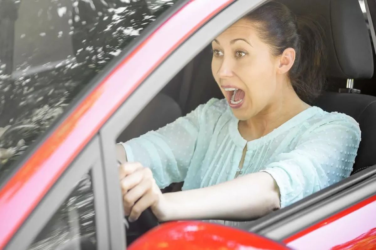 do du khi lai xe.jpg