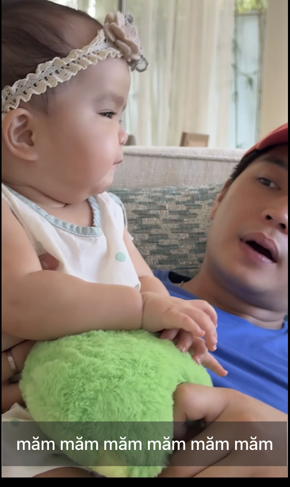 Con gái 8 tháng tuổi của Ngô Thanh Vân gây chú ý trong chuyến nghỉ dưỡng tại Hồ Tràm - Ảnh 2.