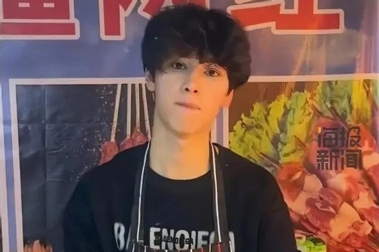 'Nam thần bán bánh' 18 tuổi gây bão mạng: Nhan sắc cực phẩm, được ví bản sao Cha Eun Woo