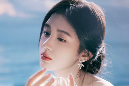 Cuối ngày hôm nay (15/4/2026), 3 con giáp sau phúc lớn mệnh dày, sự nghiệp thăng hoa