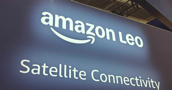 Amazon chi 11,6 tỷ USD mua đối tác vệ tinh của Apple, quyết đấu Starlink