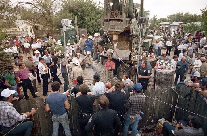 'Bé gái quốc dân' của nước Mỹ 39 năm trước bị bắt vì tội bạo hành gia đình - 2