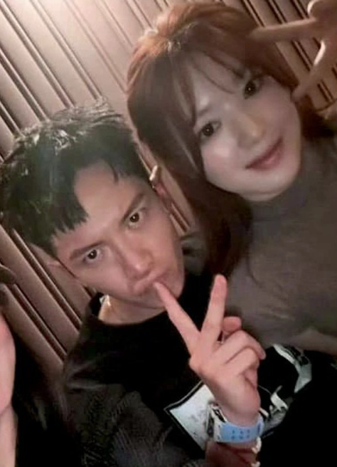 Kha Chấn Đông hẹn hò, danh tính đàng gái gây bất ngờ - Ảnh 3