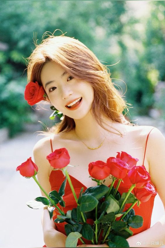 Đúng 6h sáng ngày mai, thứ Bảy 18/4/2026, 3 con giáp phúc lộc sâu dày, ngồi không cũng có lộc rơi trúng đầu, vừa tránh được họa vừa có tiền vàng - Ảnh 1