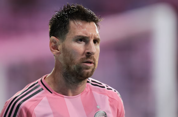 Messi vung tiền mua CLB hạng Năm ở Tây Ban Nha