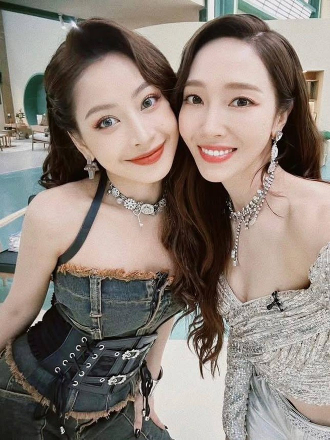 photo2025 11 1715 21 09 17633677498011706129016 1763389808894 17633898100821319611921 1776335973486243450921