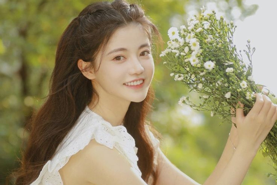 Đúng 18h30 hôm nay, thứ Bảy 18/4/2026, 3 con giáp sau ngã vào hố vàng, sự nghiệp hanh thông