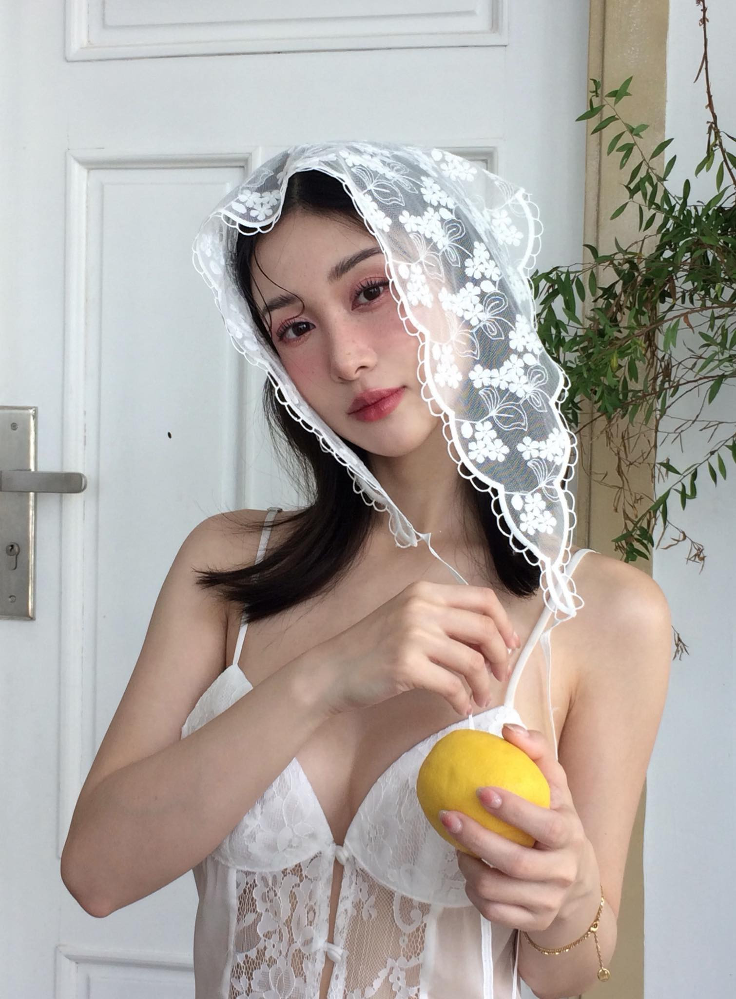 5049725881259209855561698522750000125406729n