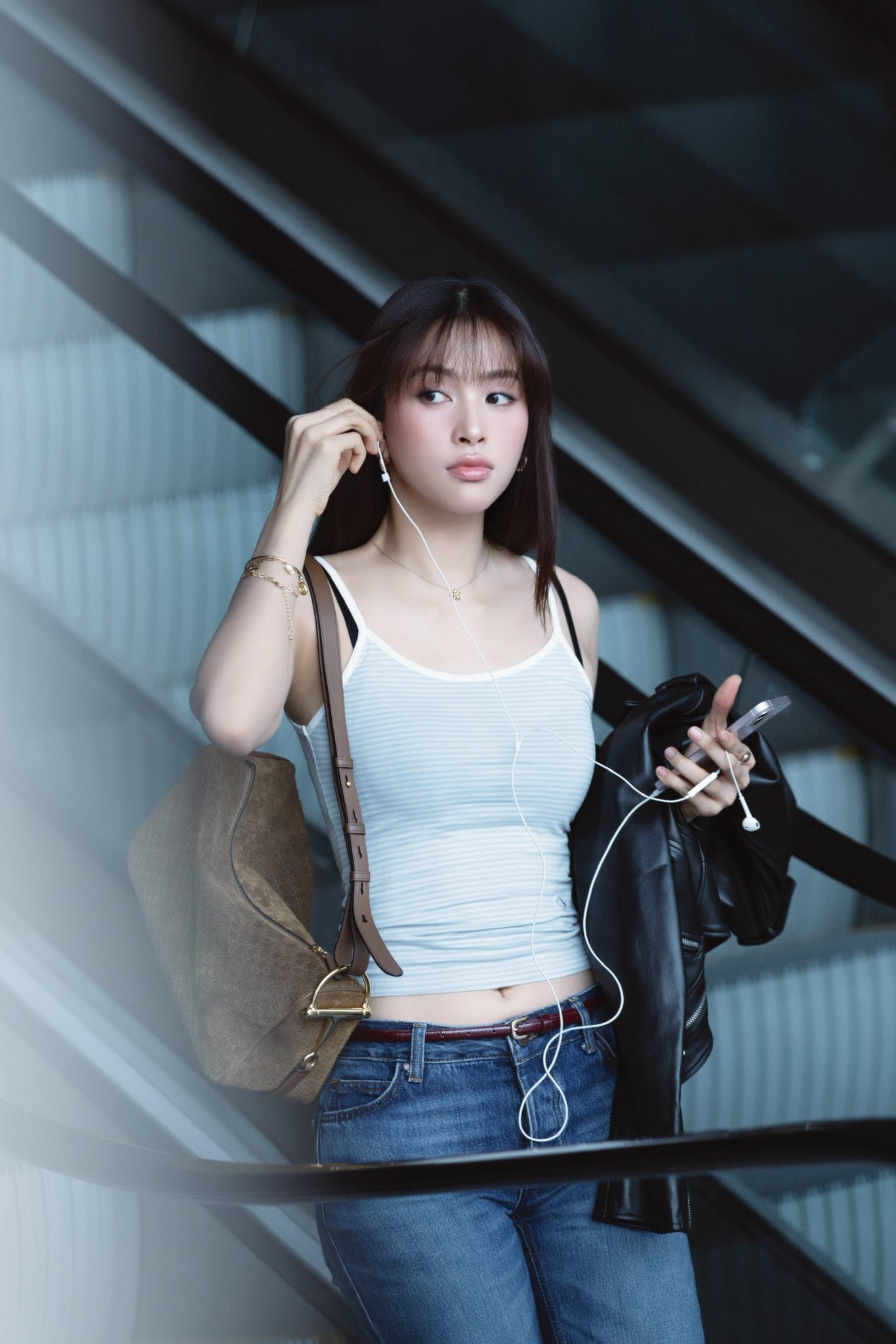 59738333713950015186585207706689239834317952n