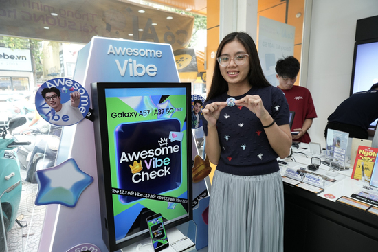 ‘Choáng’ với lượng SUNDAYs đổ về Thế Giới Di Động săn vé đêm nhạc Samsung và quà tặng độc quyền hợp tác cùng HIEUTHUHAI