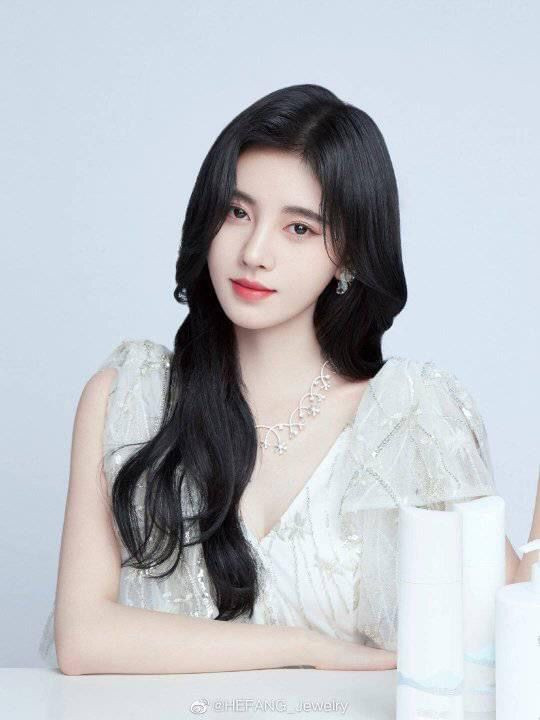 Kể từ ngày mai, thứ Hai 20/4/2026, 3 con giáp 'mở rương vàng', sự nghiệp suôn sẻ trăm về, tiền vào như nước - Ảnh 1