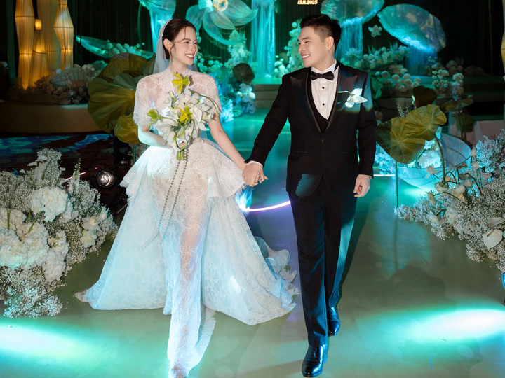 Tháng 11/2025, người đẹp vừa lên xe hoa với ông xã Lê Minh Trung.