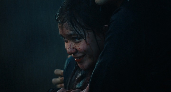 Chia sẻ về trải nghiệm lần đầu tham gia một dự án quốc tế tại Việt Nam, Nina cho biết khá căng thẳng khi phải học tiếng Việt. Ngoài ra, dù từng đóng vai quỷ nhập một số lần, nhưng đây là loại quỷ cô bé chưa bao giờ đóng nên đã phải chuẩn bị rất nhiều.