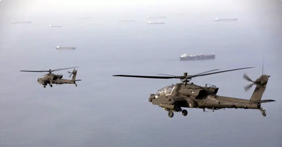 Trực thăng tấn công của Mỹ xuất hiện ở eo biển Hormuz