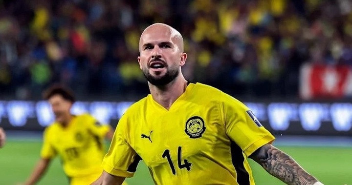 Malaysia sử dụng cầu thủ nhập tịch không đúng quy định.