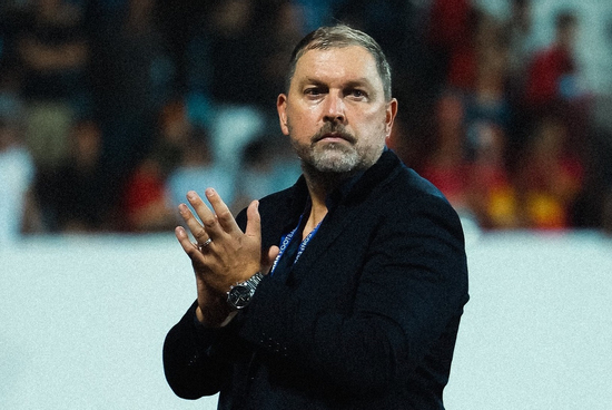 Chạy đua nhập tịch đổi lấy hư danh, bóng đá Malaysia mất cả chì lẫn chài