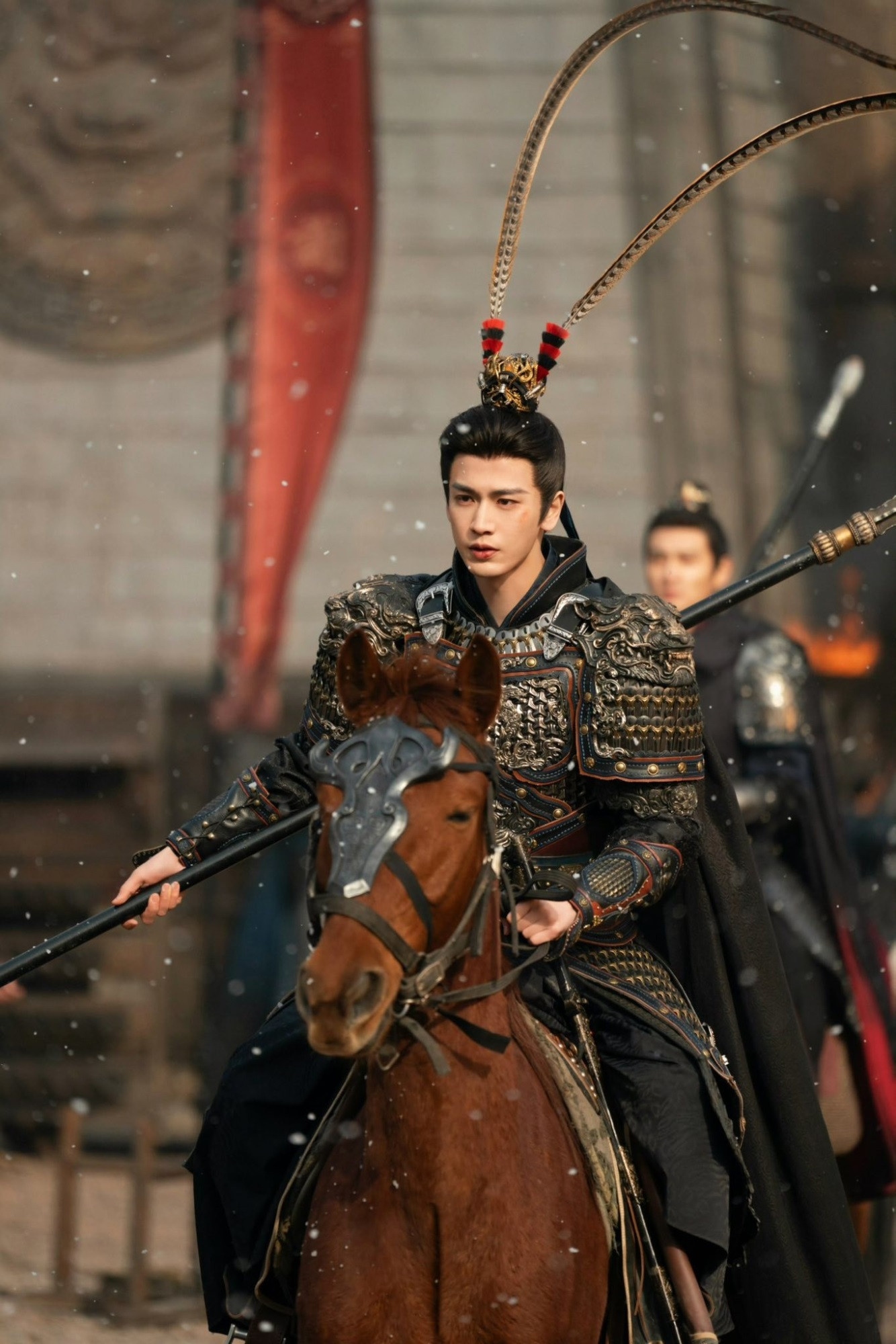 Nghiêm Khoan tiết lộ về độ nổi tiếng của Trương Lăng Hách ở 'Trục ngọc' - Ảnh 2