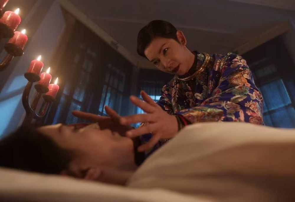 Xuân Lan lột xác với vai phản diện: Từ sàn diễn đến “bà chủ âm phủ” đầy ám ảnh - Ảnh 2.