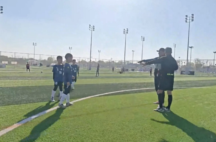 Bê bối thể thao trẻ Trung Quốc: Bóng đá dàn xếp tỉ số, bóng rổ gian lận tuổi插图 Nghi án dàn xếp tỉ số giữa U10 Dongcheng Sports School 16 Orange và Kickers Lan. (Nguồn: SCMP)