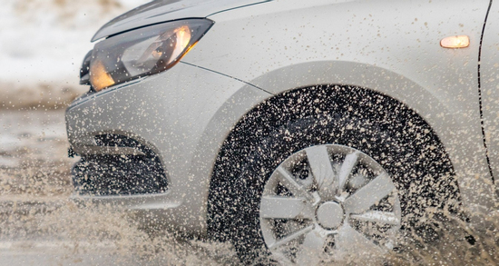 Lốp xe mòn ảnh hưởng thế nào đến khoảng cách phanh?