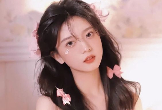 Cuối ngày hôm nay (21/4/2026), Thần Tài ban tài lộc, 3 con giáp vận mệnh sáng rực rỡ, tiền vàng dư dôi