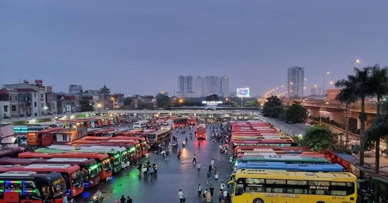 Đảm bảo đủ phương tiện, không tăng giá vé trái quy định dịp 30/4–1/5