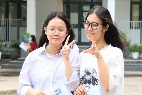 Gần 130.000 học sinh đăng ký thi vào lớp 10 công lập năm học 2026-2027 ở Hà Nội