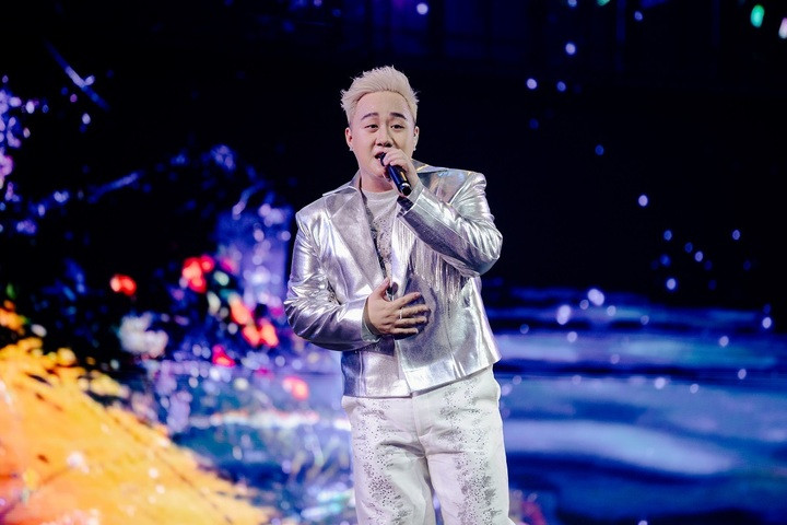 Trung Quân Idol: 'Hoàng tử mưa' của Vpop, cuộc sống giàu có, U40 vẫn độc thân插图1 Trung Quân được mệnh danh