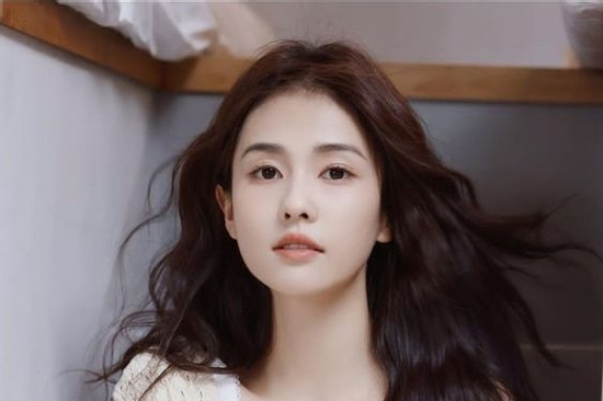 Tử vi thứ Năm 23/4/2026 của 12 con giáp: Dần - Dậu sự nghiệp hưng thịnh, tiền tài tăng vọt