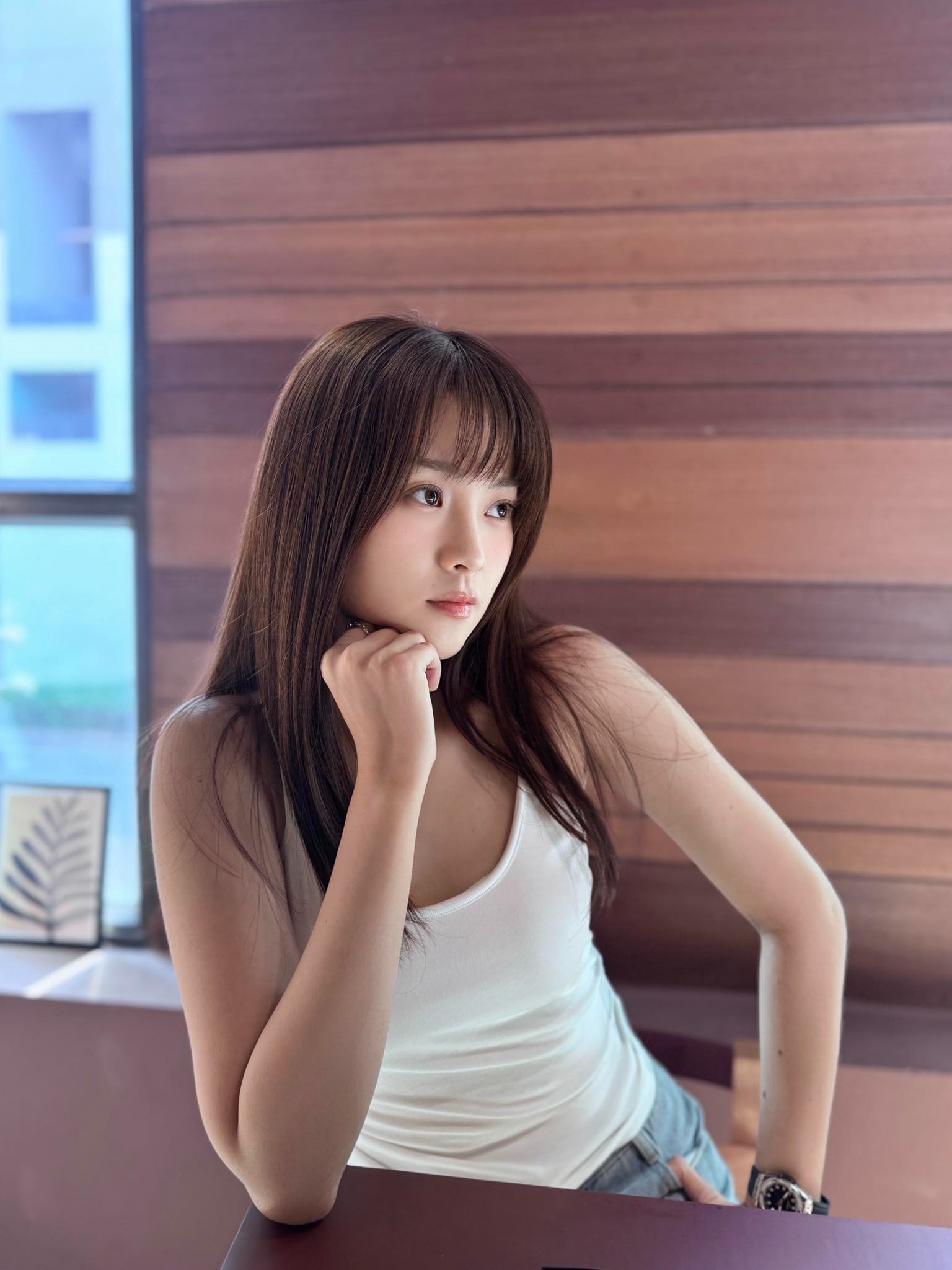 Được ba mẹ đặt tên theo nghĩa 'Hương Hoa Dâng Đời', cô gái Tây Ninh bước chân vào showbiz năm 14 tuổi giờ ra sao?插图6 645635745412585263421344287681