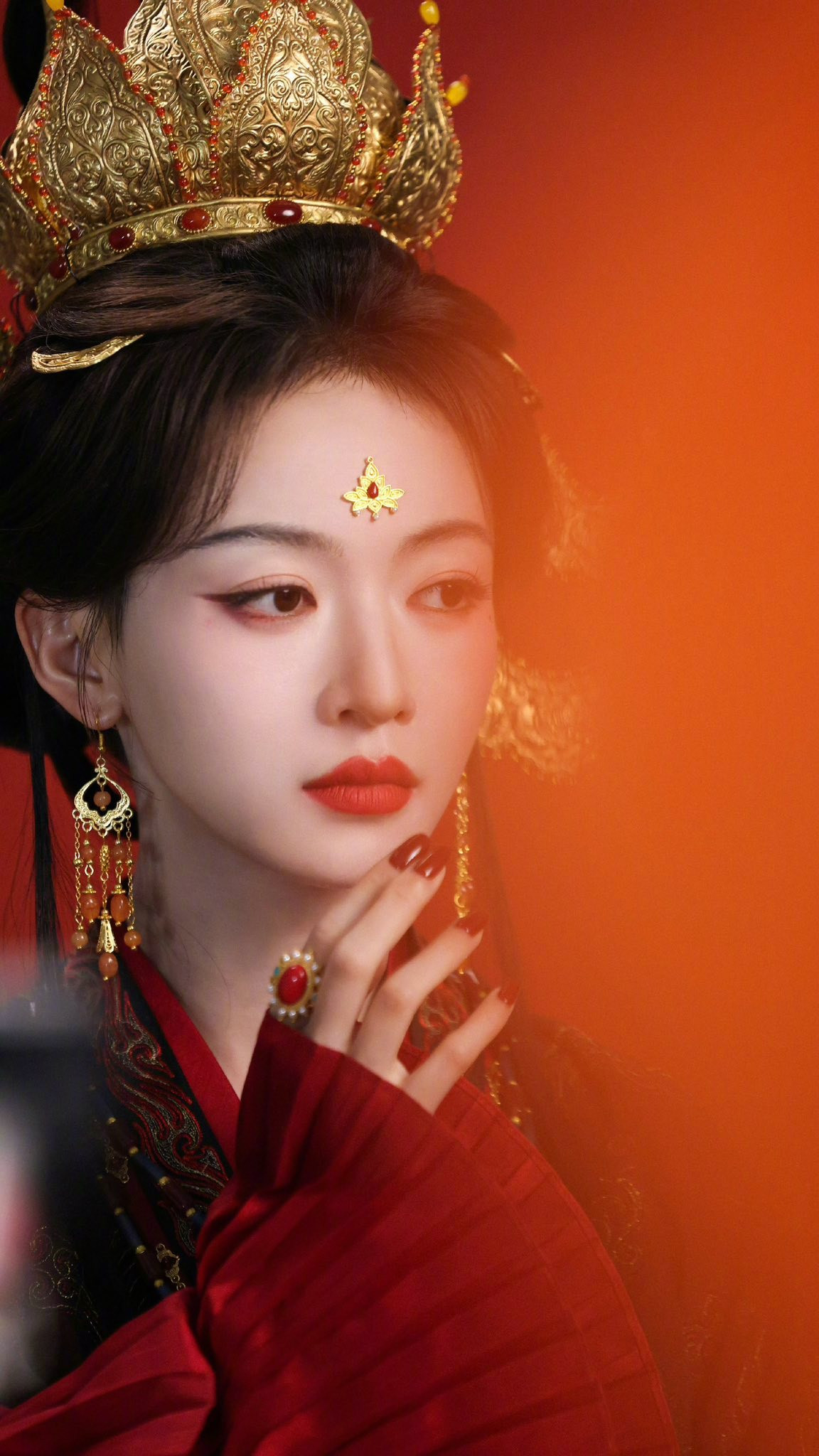 Hoàng hậu đẹp vô địch Trung Quốc hiện tại: Nhan sắc như phượng hoàng chuyển thế插图3 6750833289405074155558082754203761127637794n