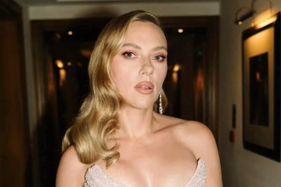 “Sao phim 18+” tuổi 41 vẫn đẹp ngỡ ngàng: 5 bí quyết cho 1 thân hình vạn người mê