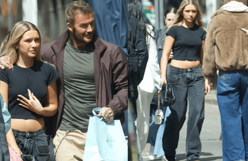 Tóm dính David Beckham đưa con gái đi shopping, nhan sắc 'cam thường' tiểu thư Harper khác trên mạng quá